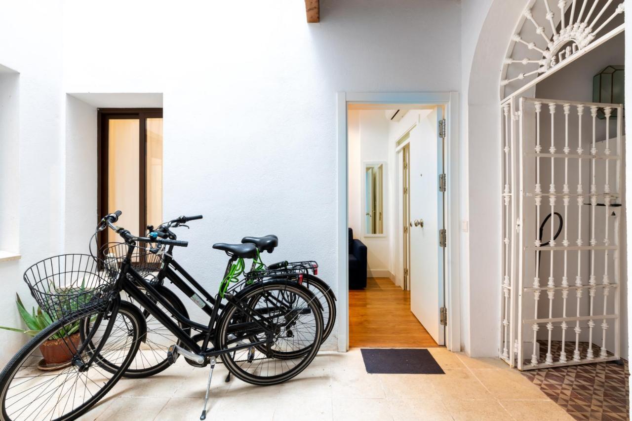 Holi-Rent Gonzalez Cuadrado Apartment Севиля Екстериор снимка
