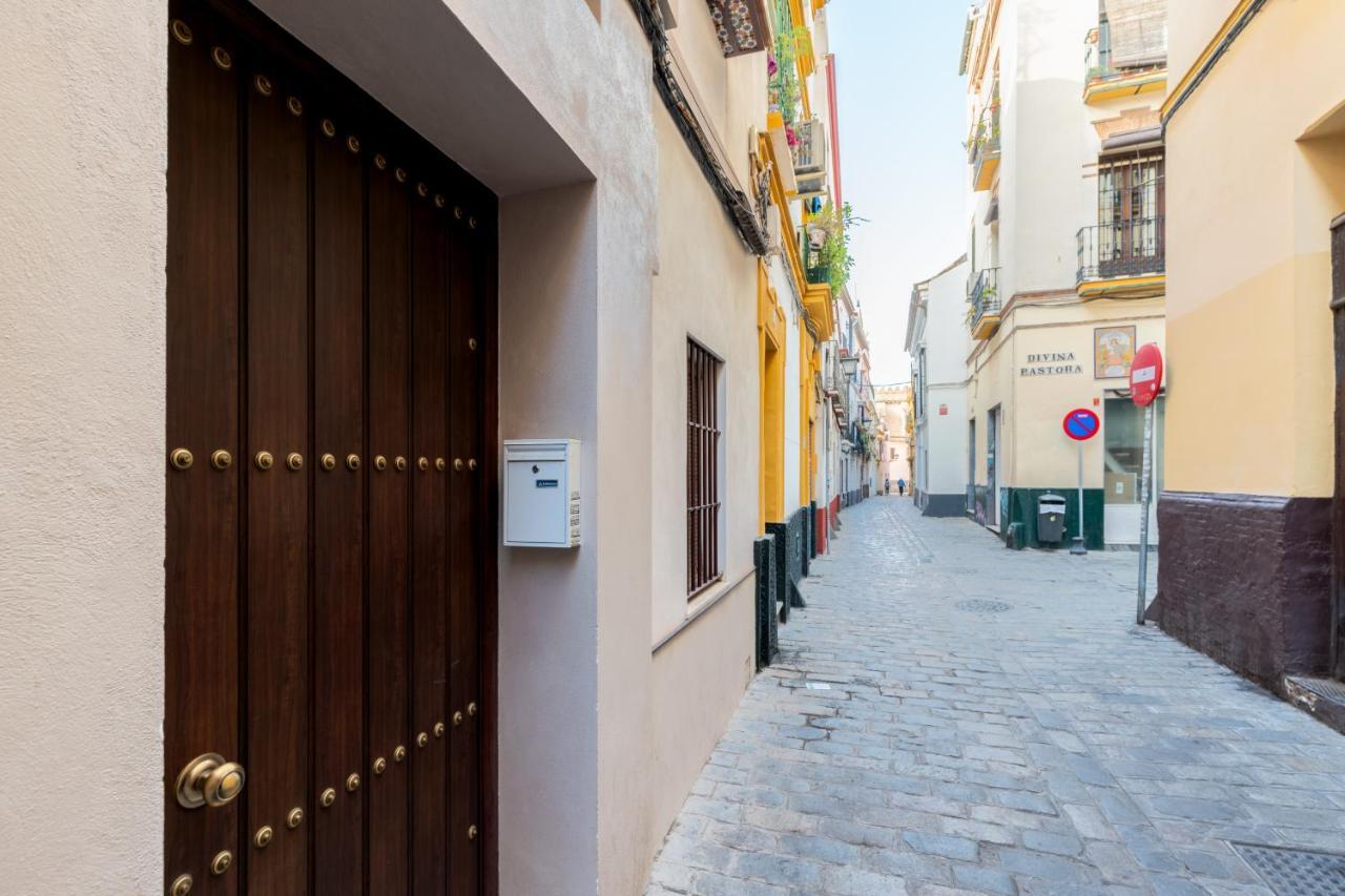 Holi-Rent Gonzalez Cuadrado Apartment Севиля Екстериор снимка
